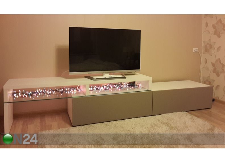 TV-alus Colour Art suurendatud