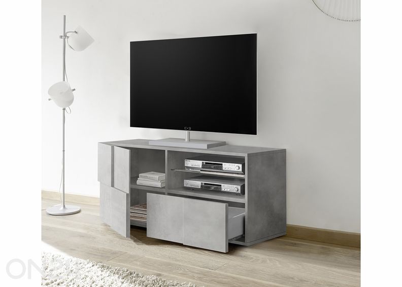 Tv-alus Dama suurendatud