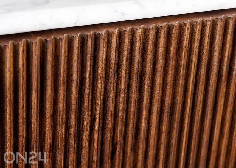 Tv-alus Gatsby suurendatud