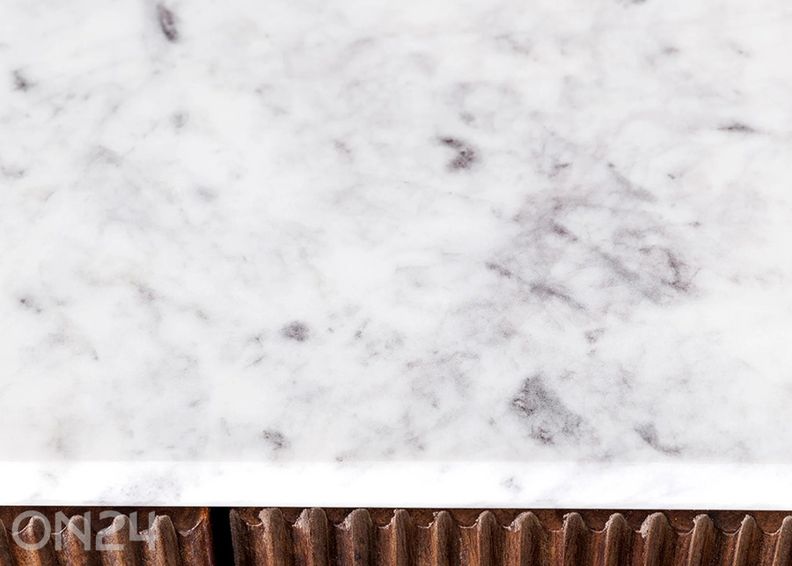 Tv-alus Gatsby suurendatud