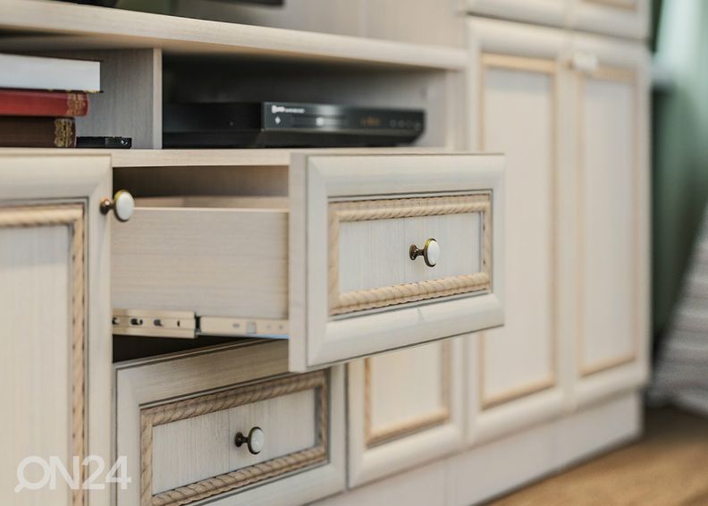 TV-alus Grace suurendatud