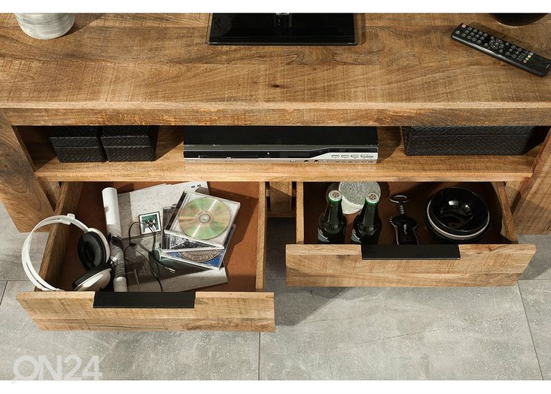 TV-alus Iron Craft suurendatud