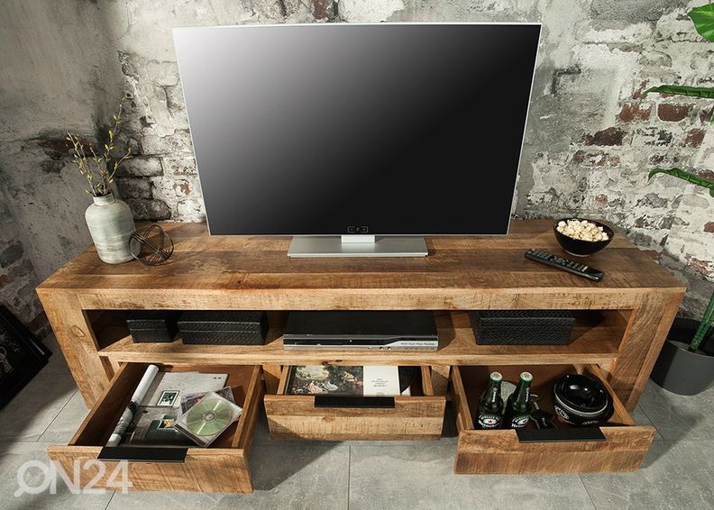 TV-alus Iron Craft suurendatud