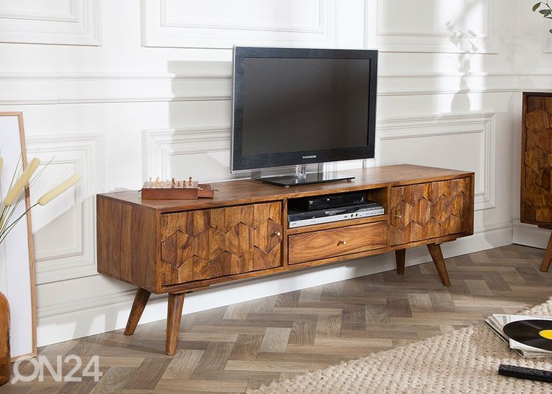 TV-alus Mystic Living suurendatud