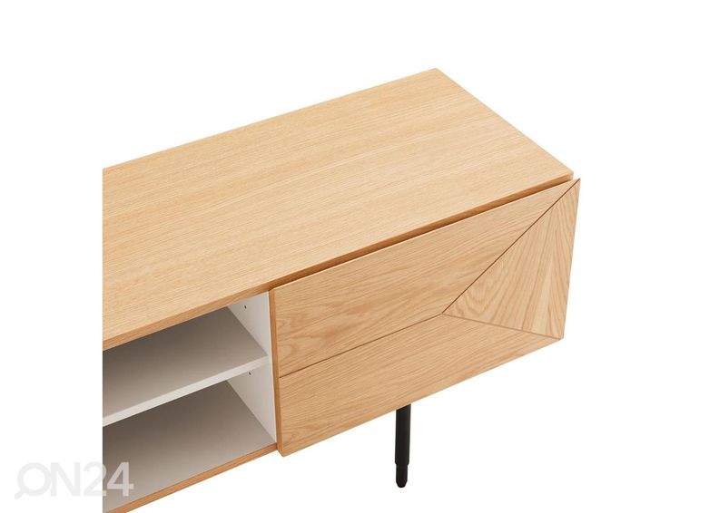 TV-alus Nate suurendatud