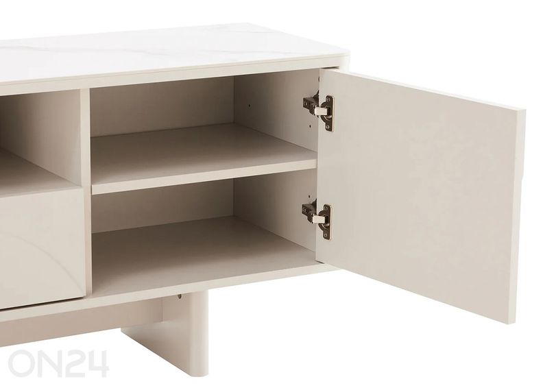 Tv-alus Savoy suurendatud