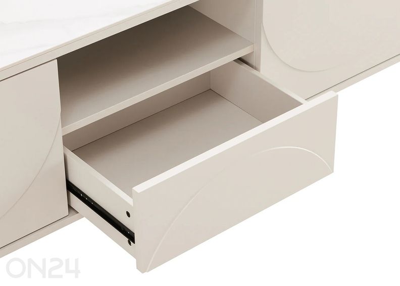 Tv-alus Savoy suurendatud