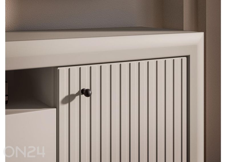 Tv-alus Solo suurendatud