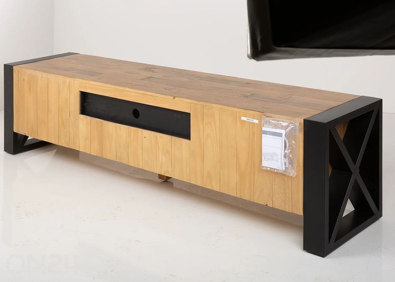 Tv-alus Thor suurendatud