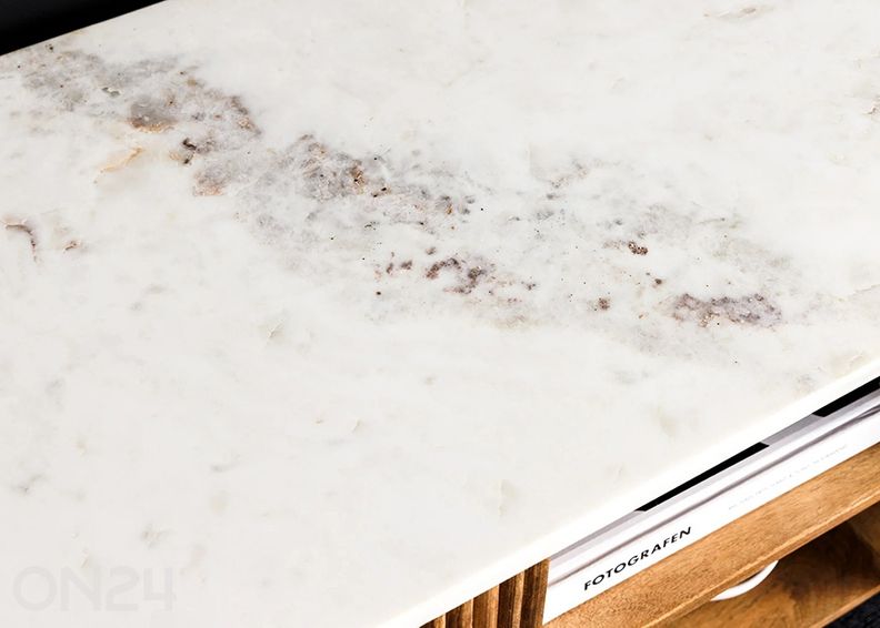 Tv-alus Tres Chic suurendatud