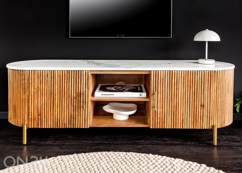 Tv-alus Tres Chic suurendatud