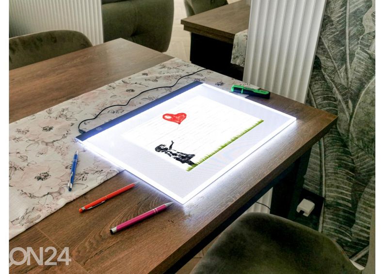 Valguslaud LED A3 suurendatud