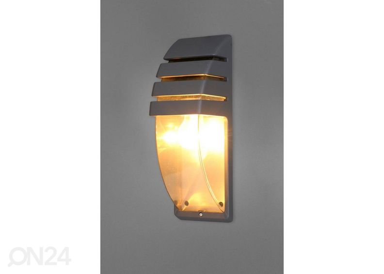 Välisvalgusti suurendatud