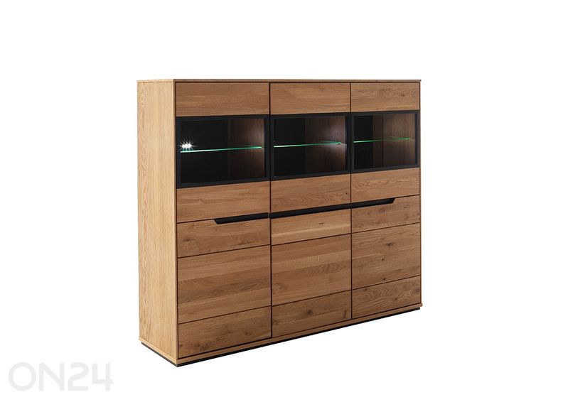 Vitriinkapp Araya suurendatud