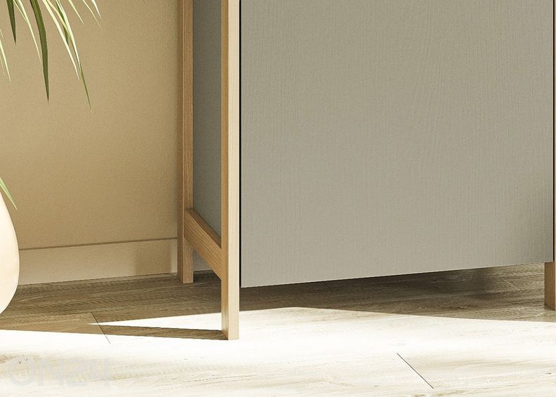 Vitriinkapp Stranda suurendatud