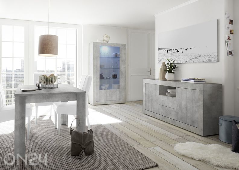 Vitriinkapp Urbino suurendatud