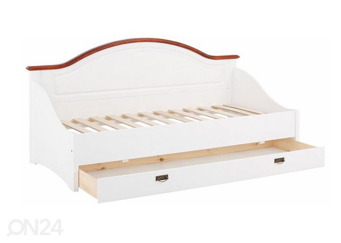 Voodikast Konrad suurendatud