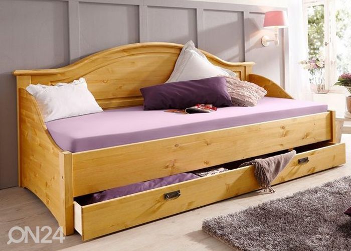 Voodikast Konrad suurendatud