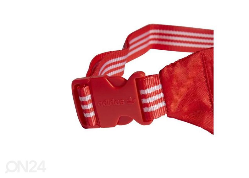 Vöökott Adidas Adicolor Classic suurendatud