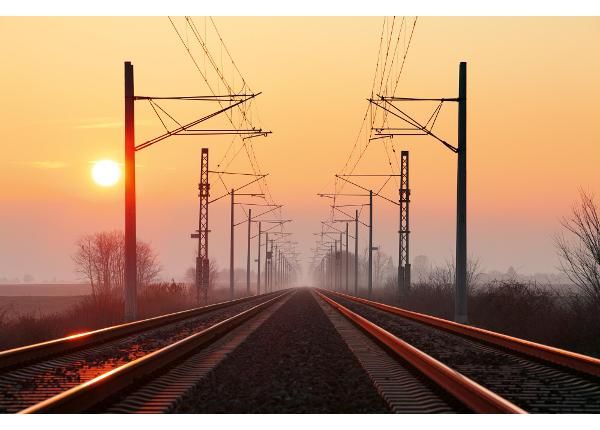 Fliis fototapeet Railway At Sunset