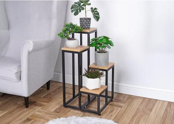 Lillepostament, 4 tasandit