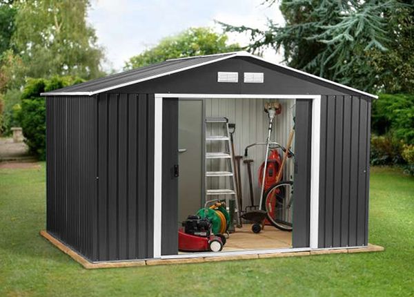 Metallist aiakuur 10,2 m²