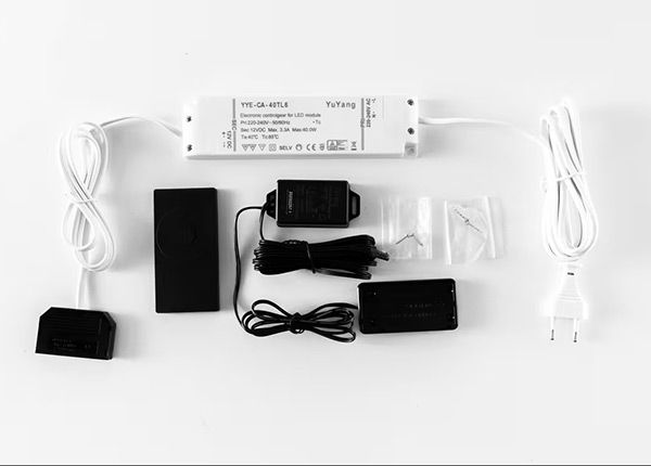 Pult dimmeriga Led-valgustusele