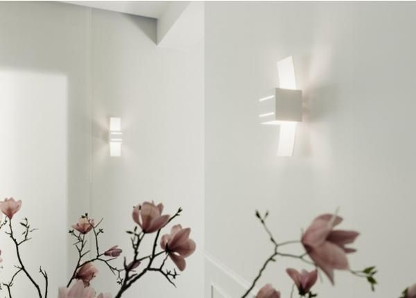 Seinalamp Loreto, valge