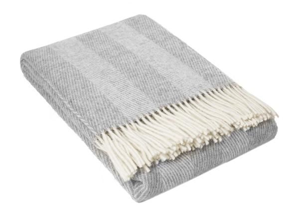 Triibuline villane pleed 3282 140x200 cm