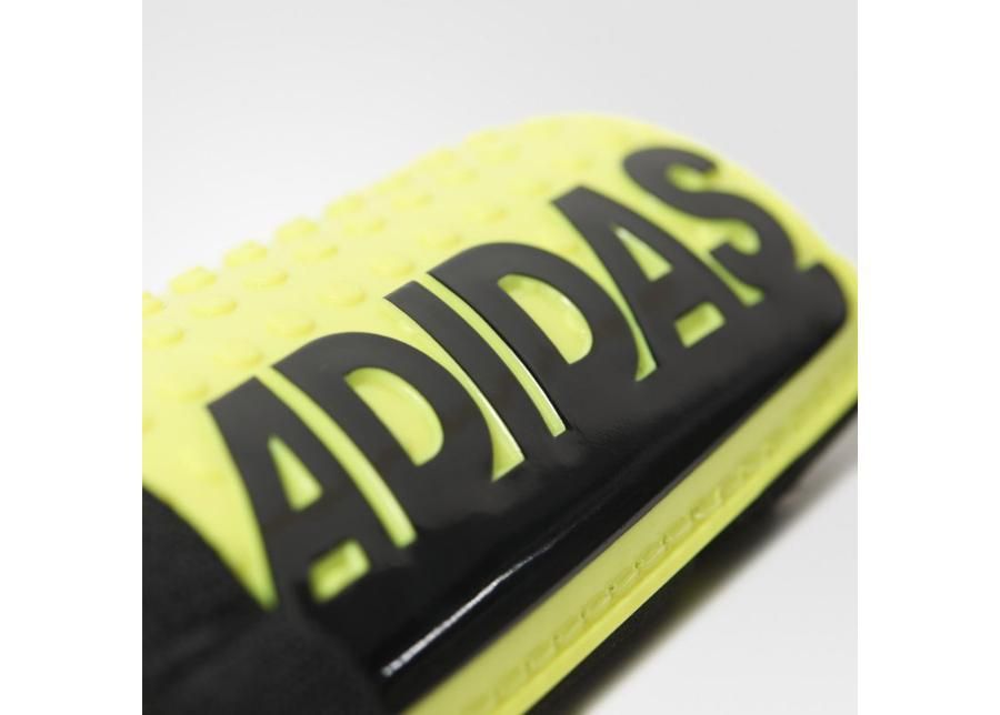 Meeste Jalgpalli säärekaitsmed adidas Ace Lite S90341 suurendatud
