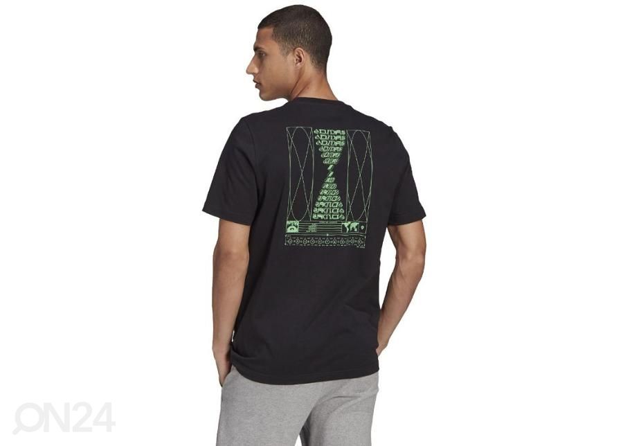 Meeste vabaajasärk Adidas Graphic Tee suurendatud