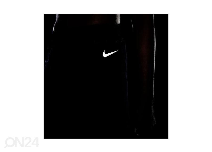 Naiste lühikesed treeningpüksid Nike Tempo Luxe suurendatud