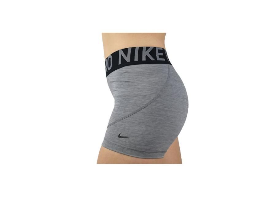 Lühikesed püksid naistele Nike Pro 3in Short W AO9977-063 suurendatud