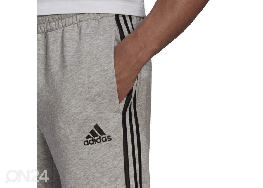 Meeste dressipüksid Adidas Essentials Tapered Cuff 3 Stripes suurendatud