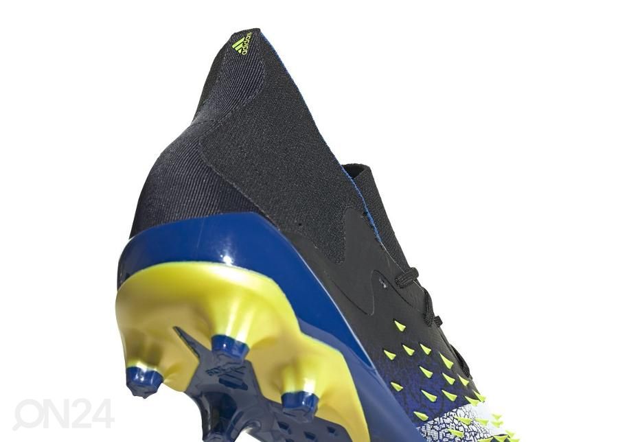 Meeste kunstmuru jalgpallijalatsid Adidas Predator Freak.1 AG suurendatud