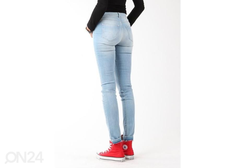 Naiste teksad Wrangler Skinny Sunkissed suurendatud