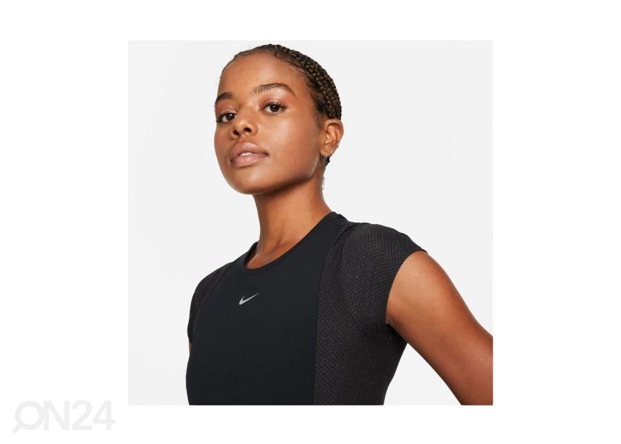 Naiste treeningsärk Nike Pro Dri-FIT suurendatud
