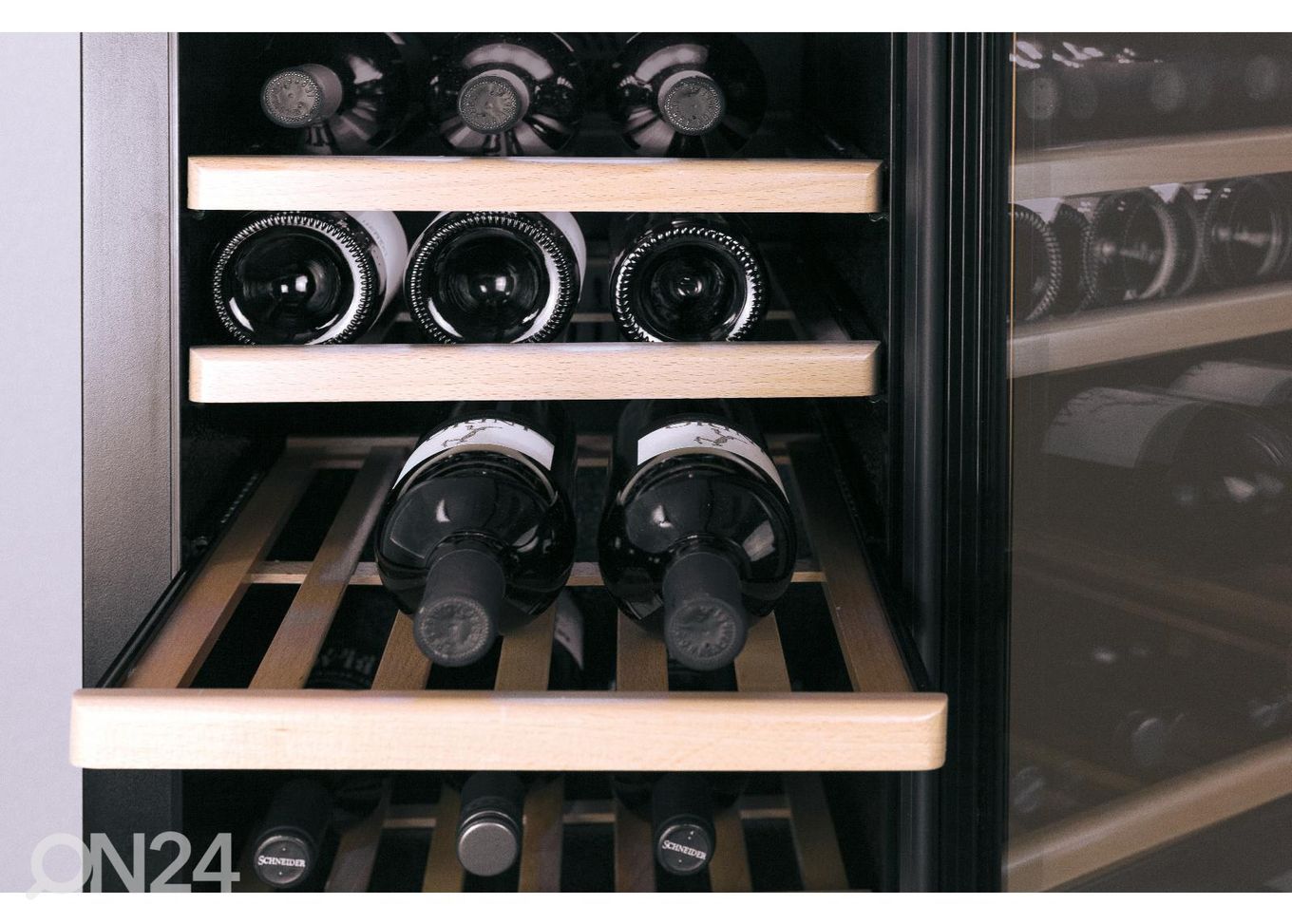Veinikülmik Caso WineComfort 24, 645 suurendatud