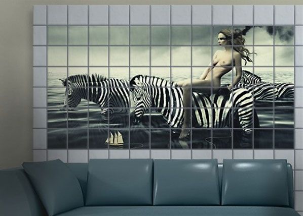 Kleebised seinaplaatidele Woman Posing With Zebras 60x120 cm