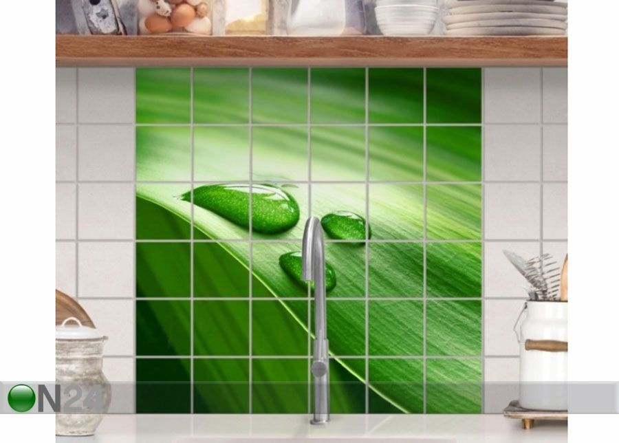 Kleebised seinaplaatidele Banana leaf with drops 120x120 cm suurendatud