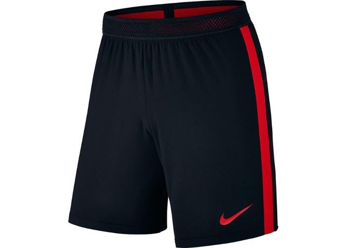 Meeste jalgpalli lühikesed püksid Nike Strike Short M 725872-010 suurendatud